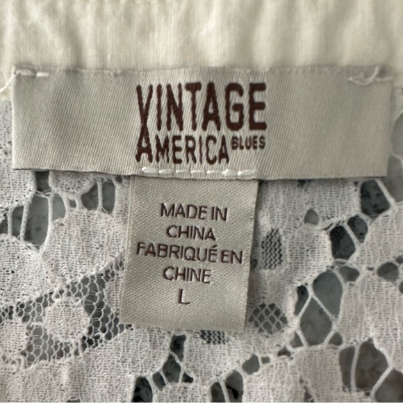 Ivory Top, Lace Detail, Size L - Picture 4 of 5